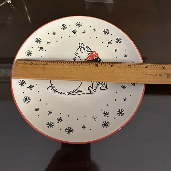 DISNEY Winnie the Pooh & Friends Snowball Christmas Sculpted Dessert Plate 8" - Picture 2 of 3